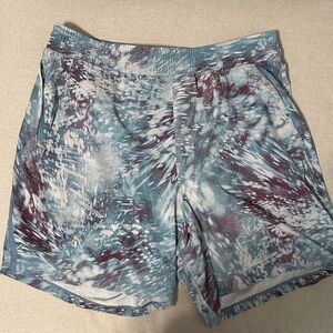 Lululemon Athletica Men’s workout short